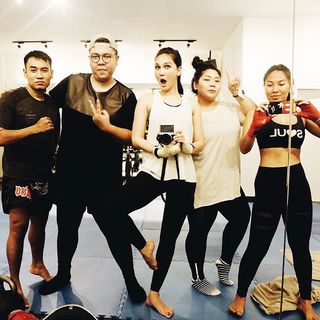 Luna Maya feet photo 17