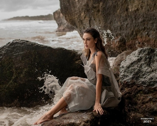 Luna Maya feet photo 16