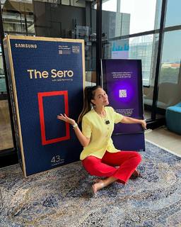 Luna Maya feet photo 9
