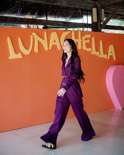 Luna Maya feet photo 13