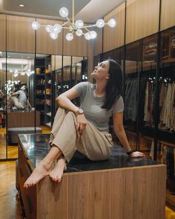 Luna Maya feet photo 10