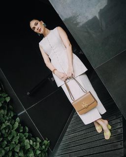 Luna Maya feet photo 6