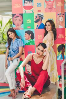 Luna Maya feet photo 18