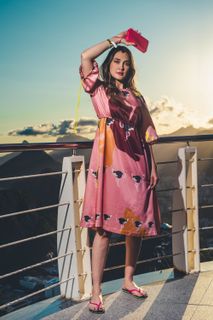 Luna Maya feet photo 9
