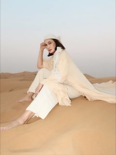Luna Maya feet photo 15