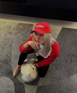 Luna Đogani feet photo 2