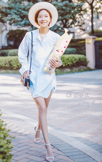 Luodan Wang feet photo 18