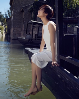 Luodan Wang feet photo 11
