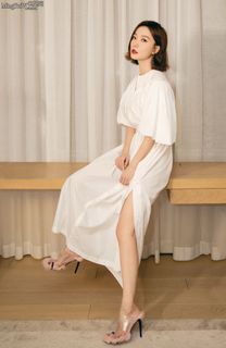 Luodan Wang feet photo 11