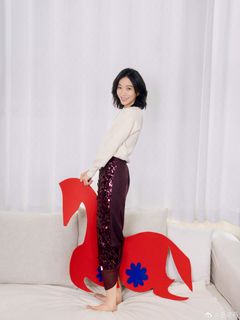 Luodan Wang feet photo 4