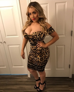 Lupe Ramos feet photo thumbnail