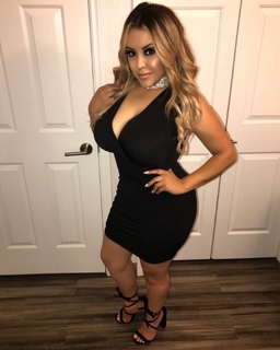 Lupe Ramos feet photo thumbnail