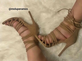Lupe Ramos feet photo thumbnail