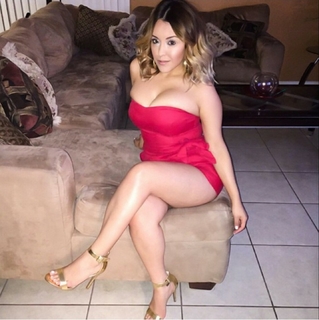 Lupe Ramos feet photo thumbnail