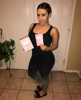 Lupe Ramos feet photo thumbnail