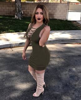 Lupe Ramos feet photo thumbnail