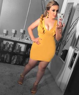 Lupe Ramos feet photo thumbnail