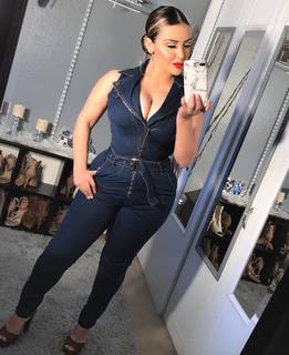 Lupe Ramos feet photo thumbnail