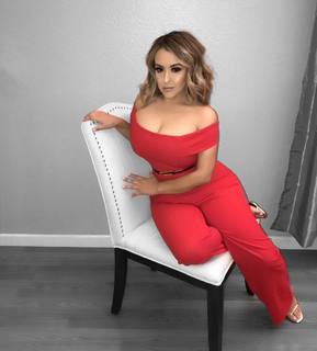 Lupe Ramos feet photo thumbnail