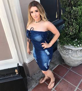 Lupe Ramos feet photo thumbnail