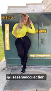 Lupe Ramos feet photo thumbnail