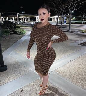 Lupe Ramos feet photo thumbnail