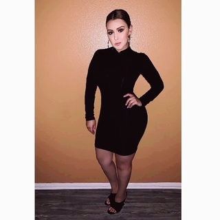 Lupe Ramos feet photo thumbnail