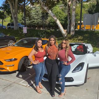 Lupe Ramos feet photo thumbnail