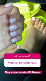 Lupe Ramos feet photo thumbnail