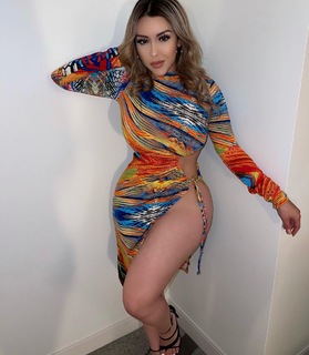 Lupe Ramos feet photo thumbnail