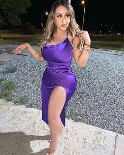Lupe Ramos feet photo thumbnail