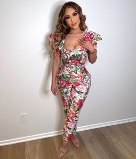 Lupe Ramos feet photo thumbnail