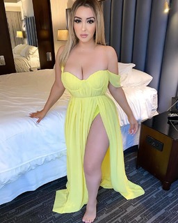 Lupe Ramos feet photo thumbnail