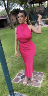 Lupe Ramos feet photo thumbnail