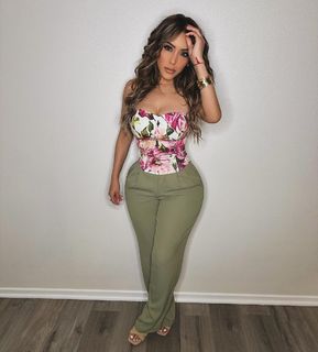 Lupe Ramos feet photo thumbnail