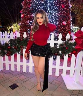 Lupe Ramos feet photo thumbnail