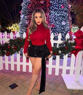 Lupe Ramos feet photo thumbnail