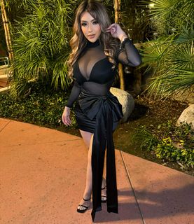 Lupe Ramos feet photo thumbnail