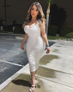 Lupe Ramos feet photo thumbnail