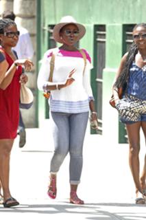 Lupita Nyong'o feet photo thumbnail
