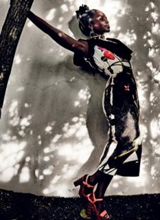 Lupita Nyong'o feet photo thumbnail
