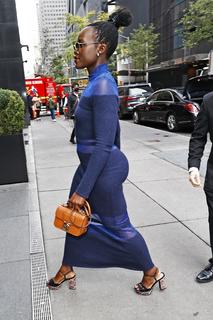 Lupita Nyong'o feet photo thumbnail