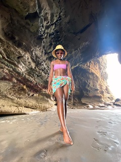 Lupita Nyong'o feet photo thumbnail