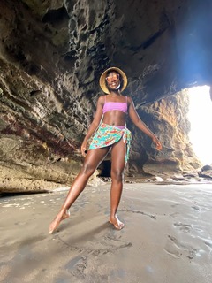 Lupita Nyong'o feet photo thumbnail