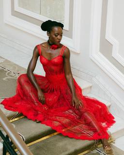 Lupita Nyong'o feet photo thumbnail