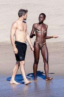 Lupita Nyong'o feet photo thumbnail