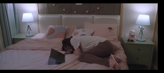 Lusi Zhao feet photo thumbnail