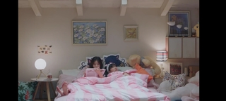 Lusi Zhao feet photo thumbnail