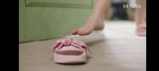 Lusi Zhao feet photo thumbnail