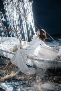 Lusi Zhao feet photo thumbnail